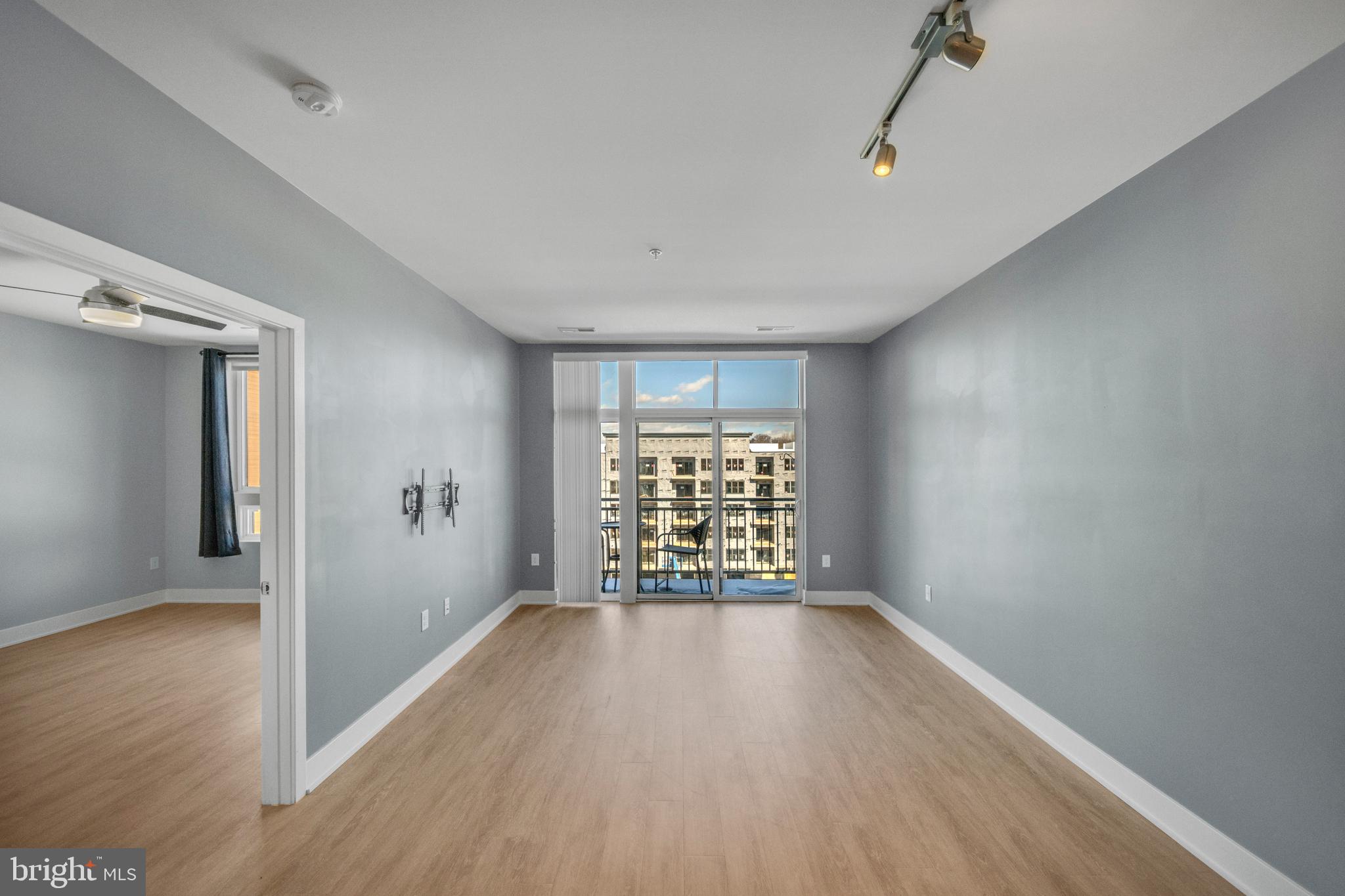 NATIONAL HARBOR - Residential