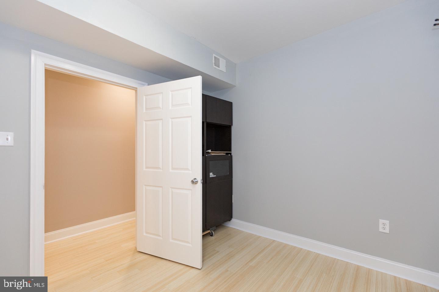 OLDE KENSINGTON - Residential