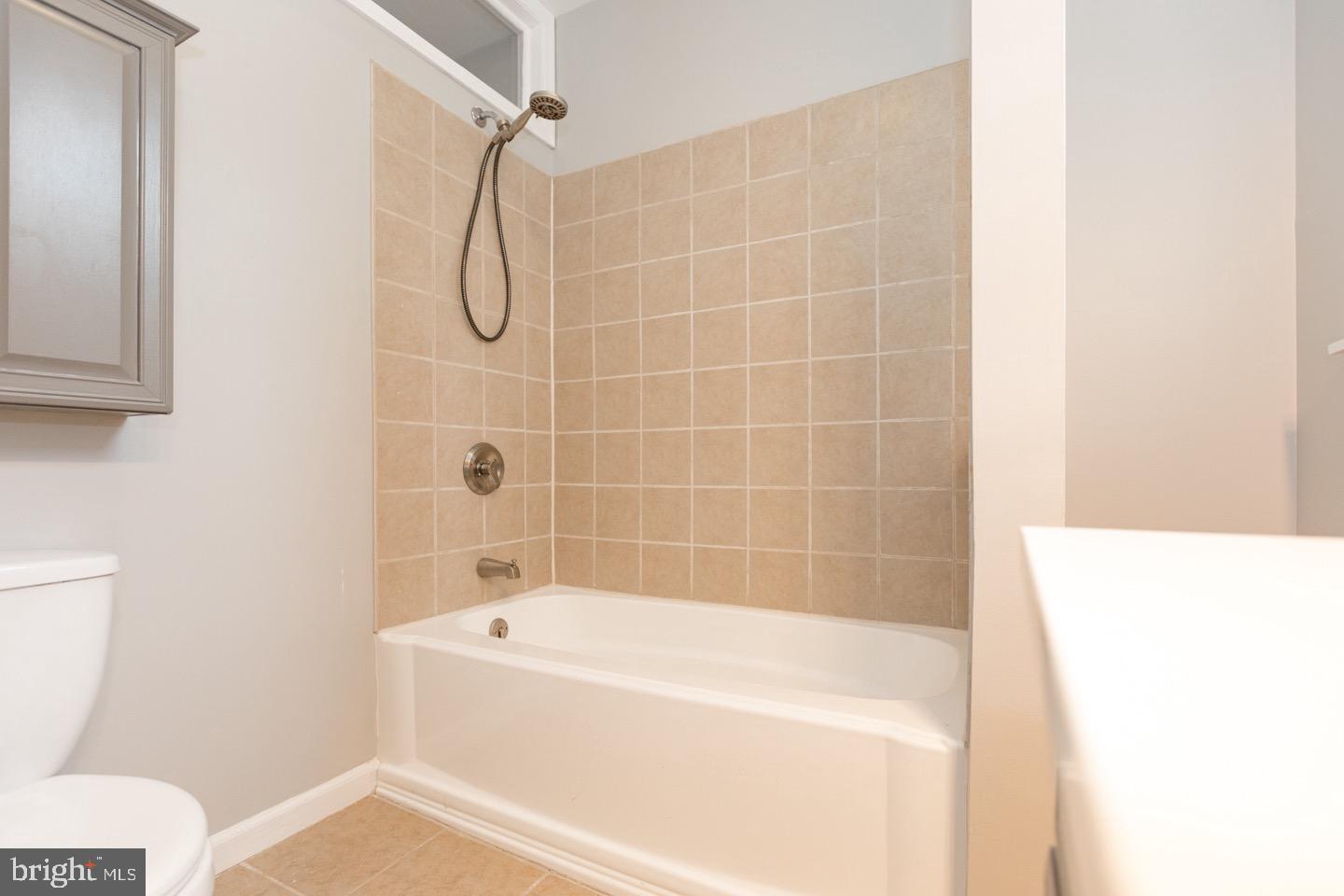 OLDE KENSINGTON - Residential