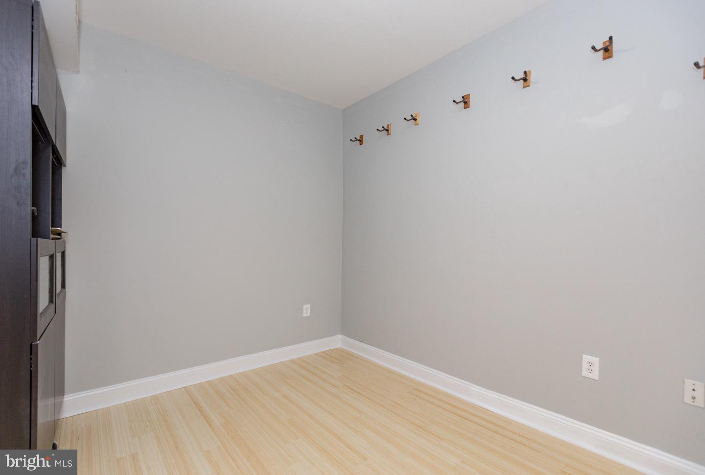 OLDE KENSINGTON - Residential