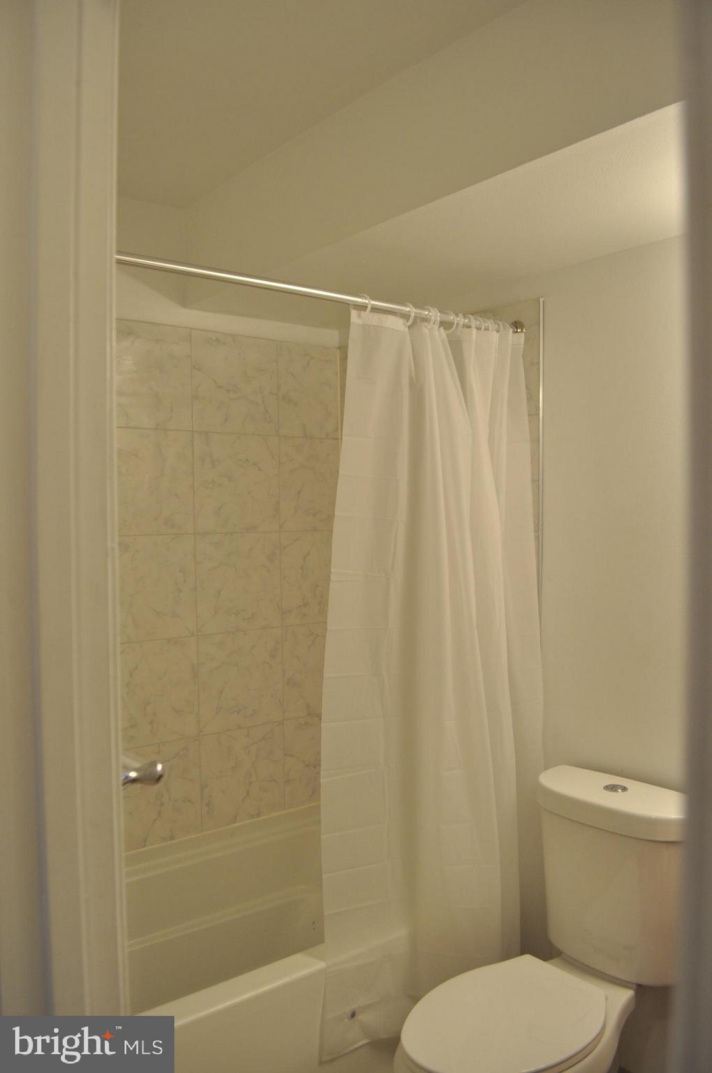 PINEWOOD MEADOWS - Residential Lease