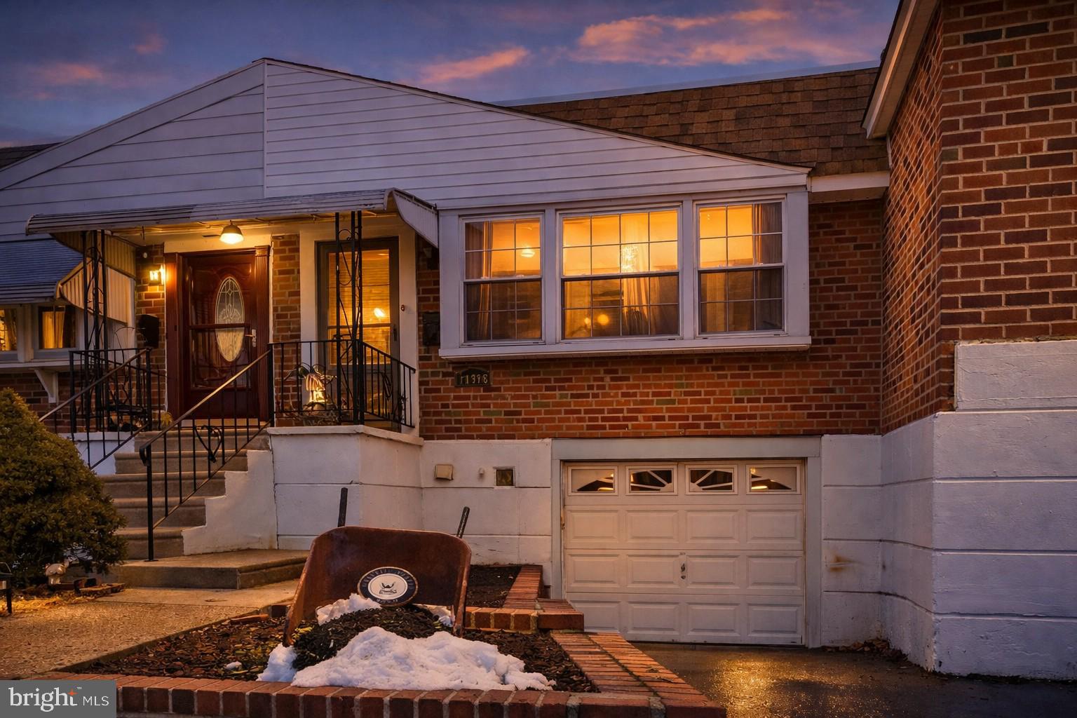 PHILADELPHIA (NORTHEAST) - Residential