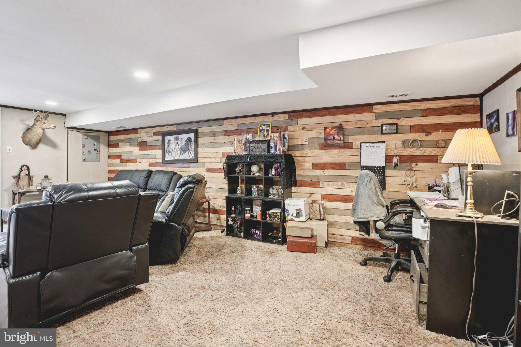 PHILADELPHIA (NORTHEAST) - Residential