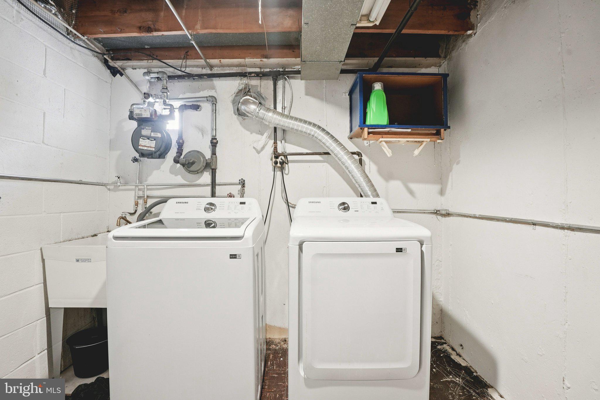 PHILADELPHIA (NORTHEAST) - Residential