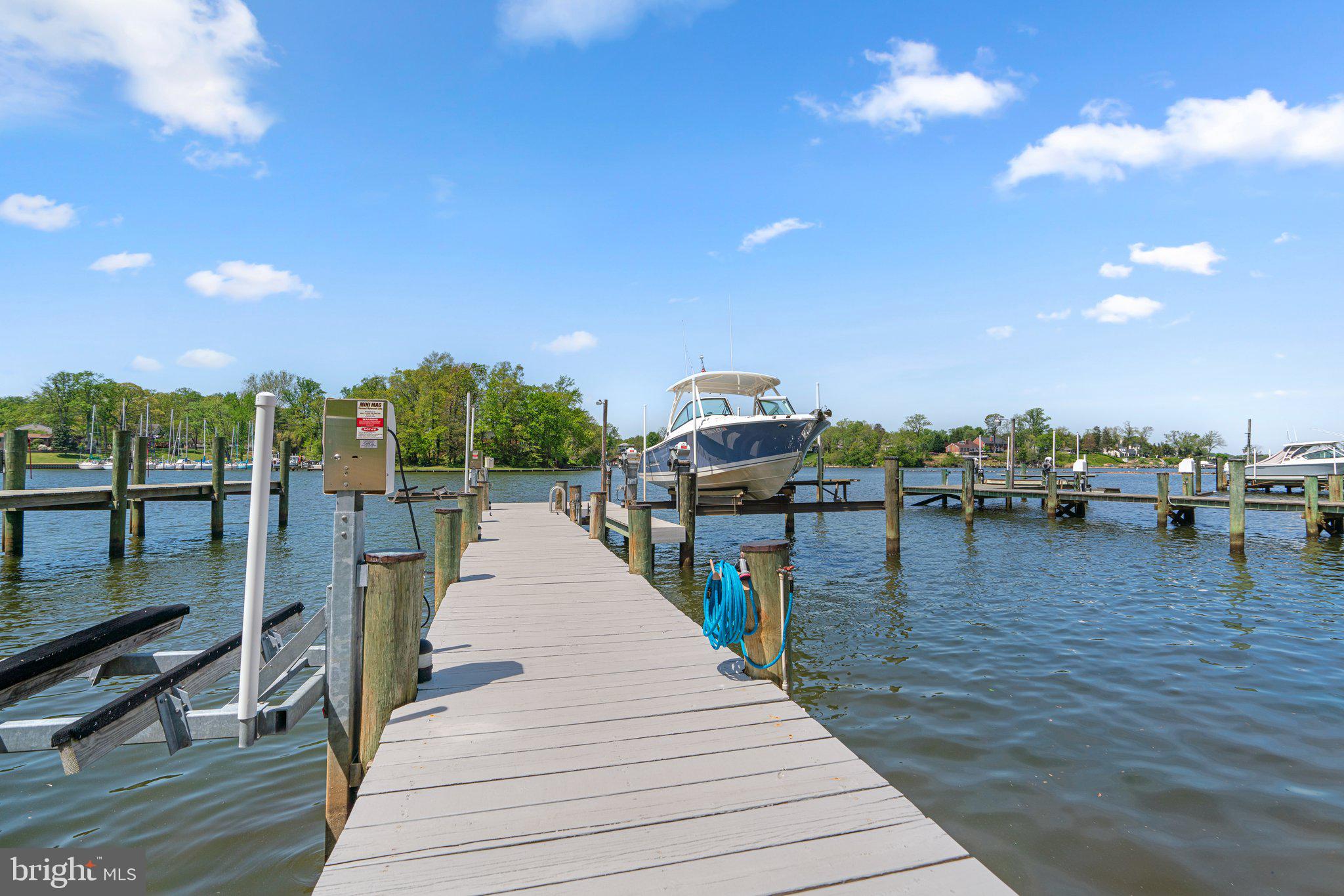 ULMSTEAD ESTATES - Residential