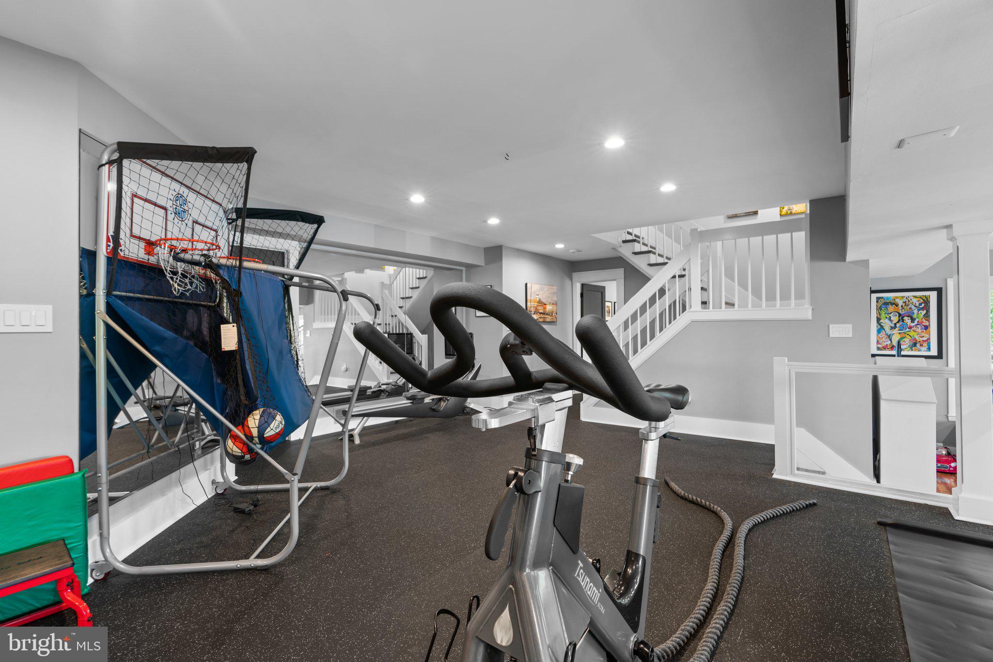 ULMSTEAD ESTATES - Residential