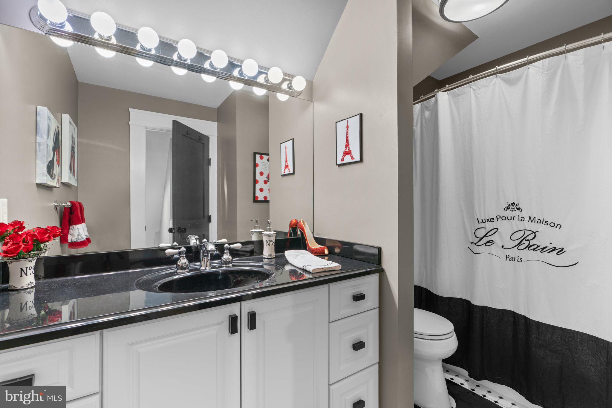 ULMSTEAD ESTATES - Residential