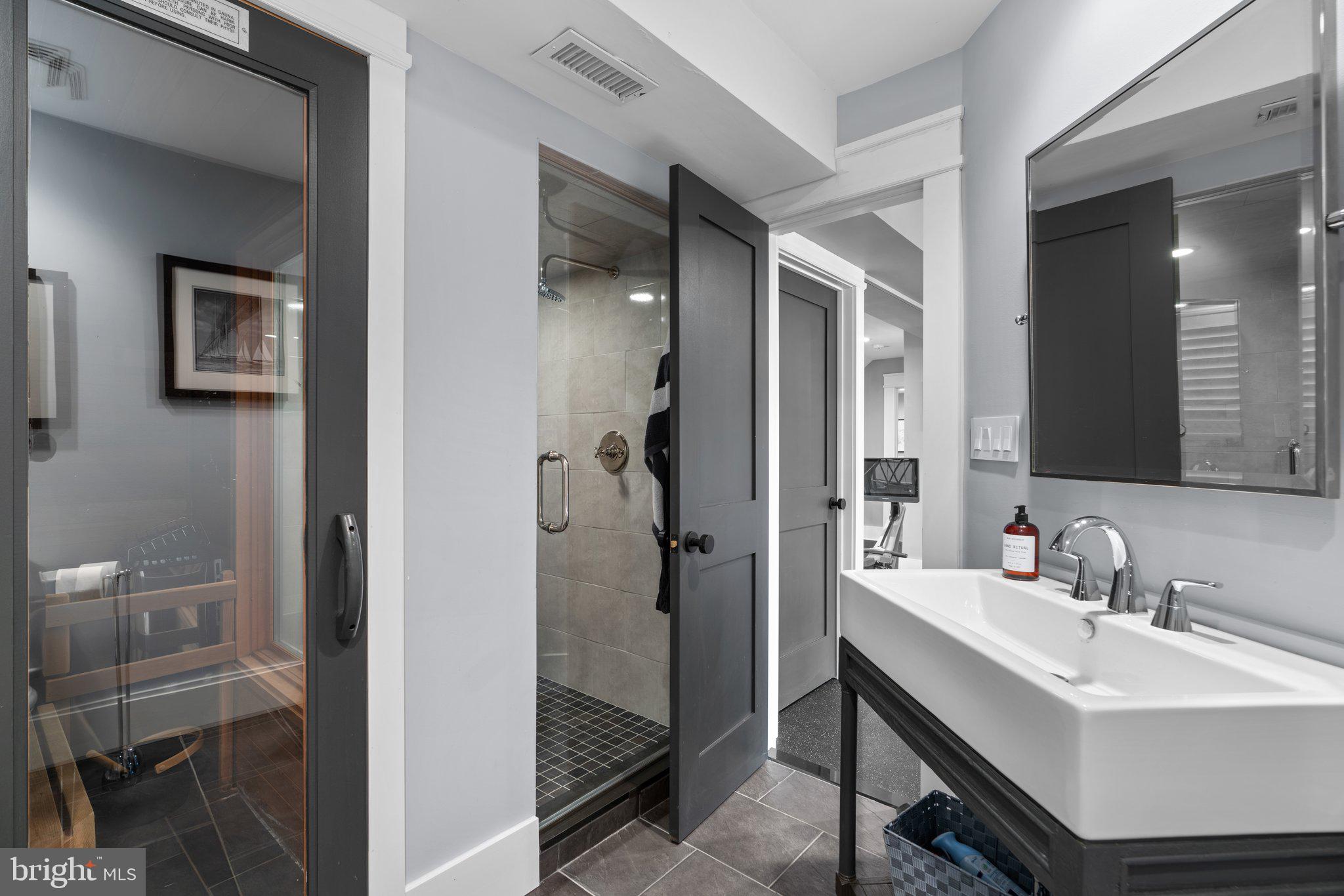 ULMSTEAD ESTATES - Residential