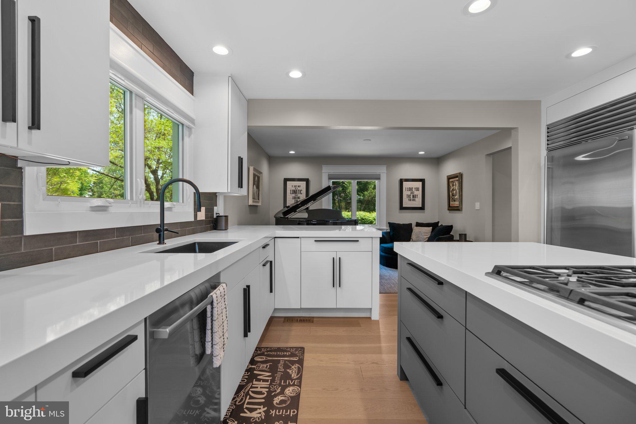 ULMSTEAD ESTATES - Residential