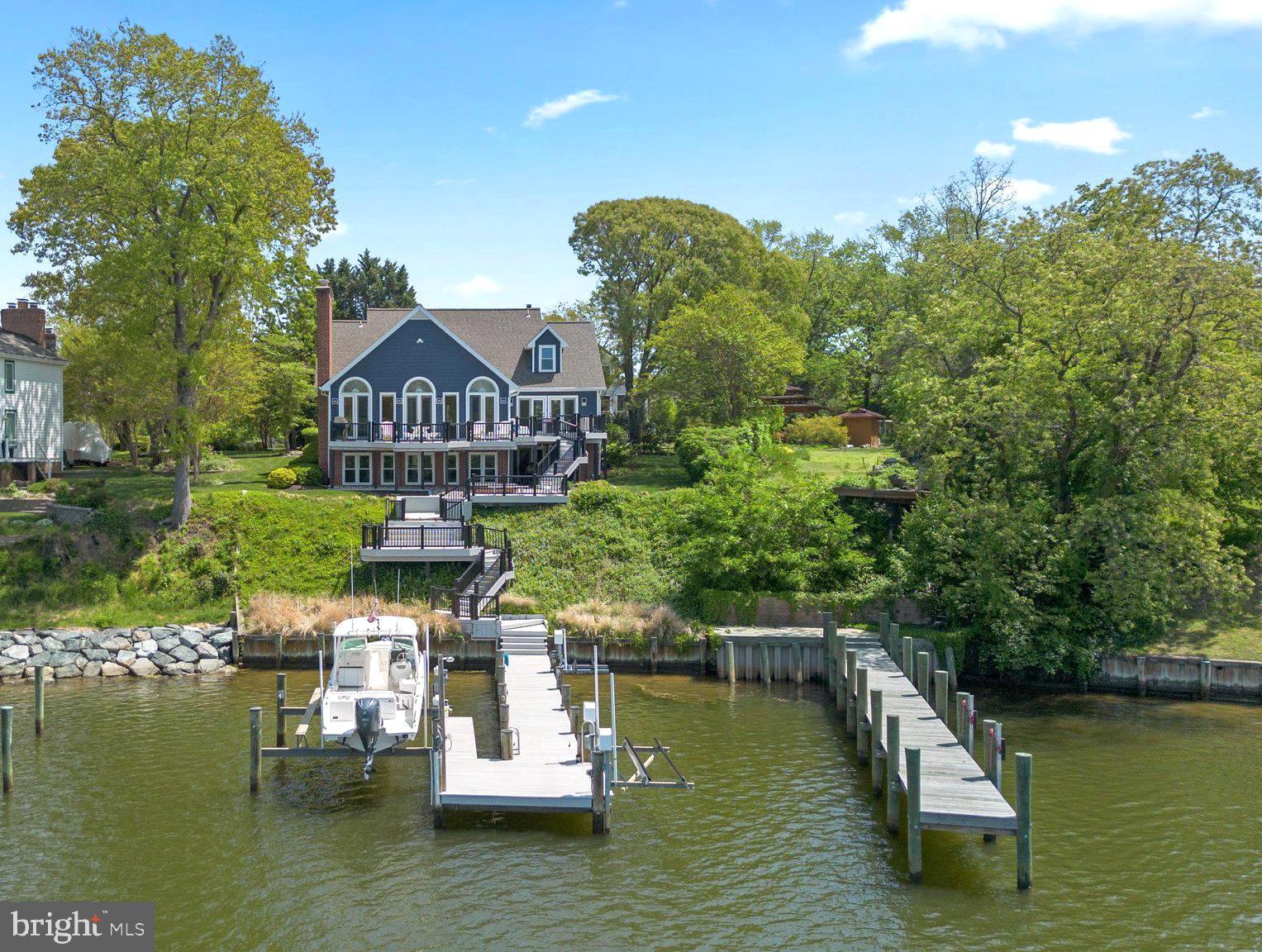 ULMSTEAD ESTATES - Residential