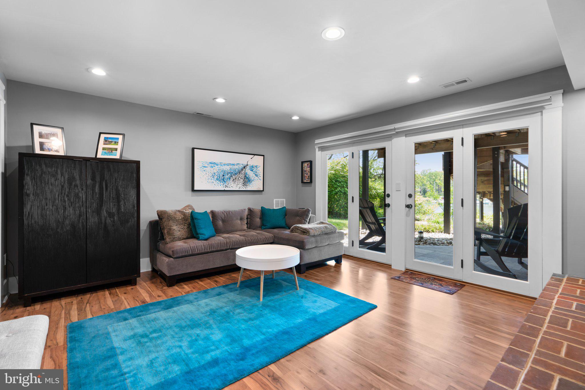 ULMSTEAD ESTATES - Residential