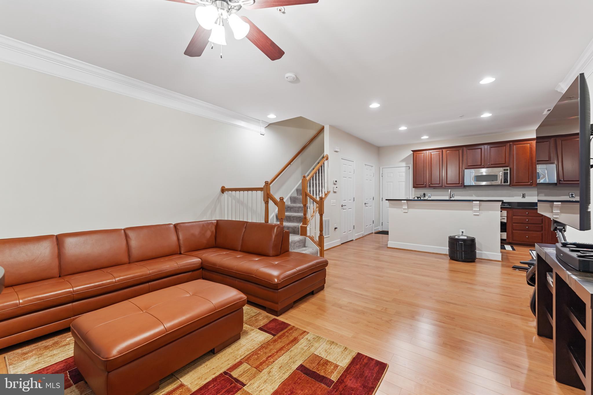 POTOMAC CLUB - Residential