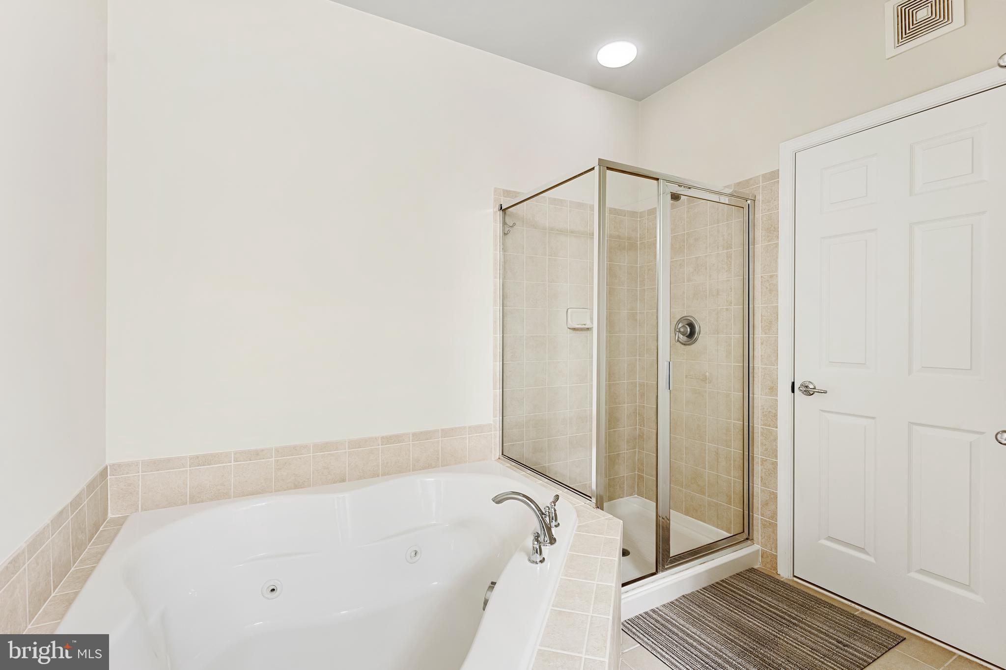 POTOMAC CLUB - Residential