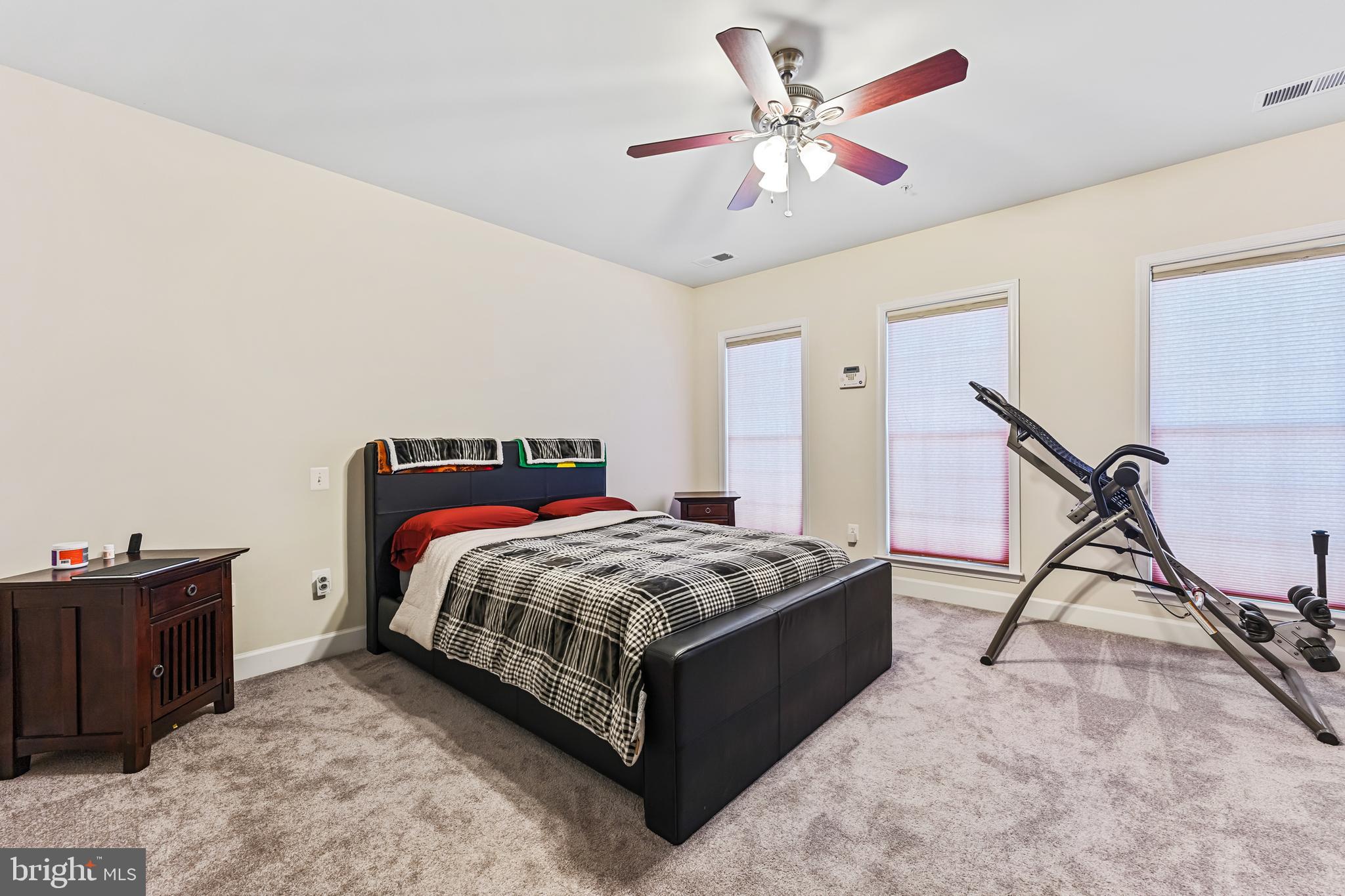 POTOMAC CLUB - Residential