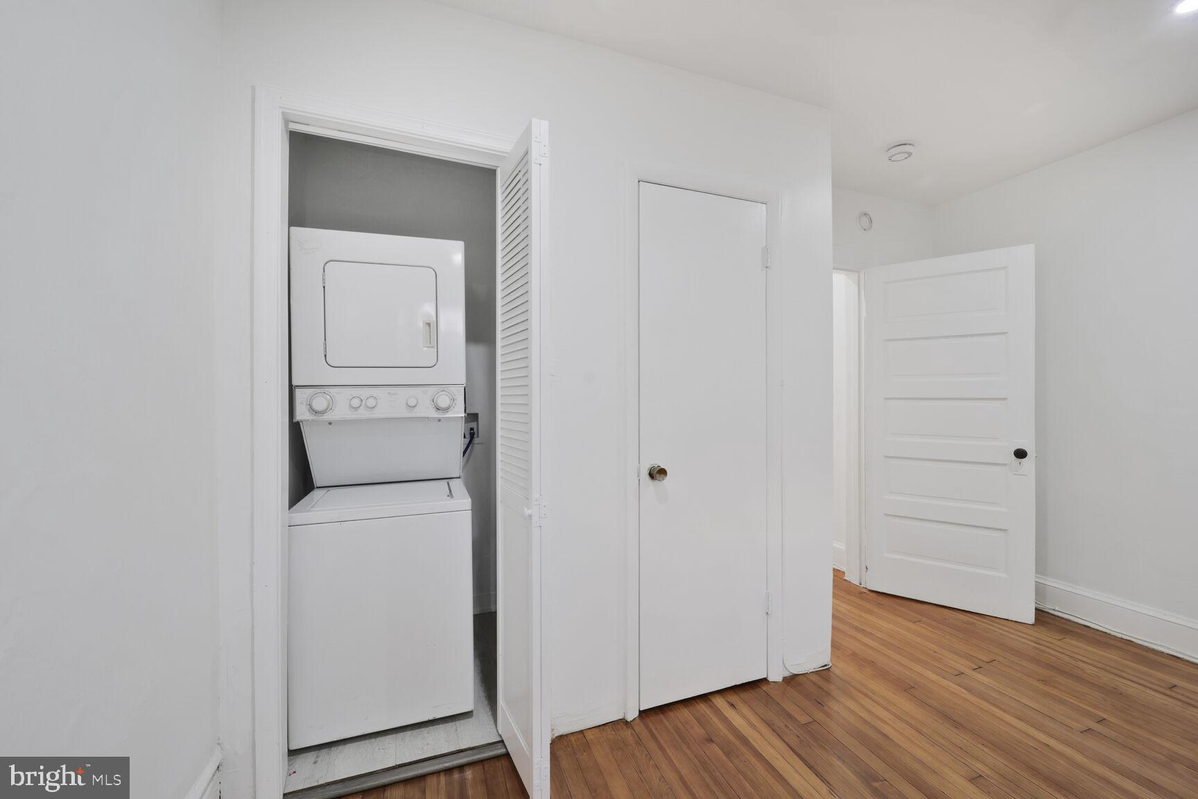 OLD CITY #1 - Residential Lease