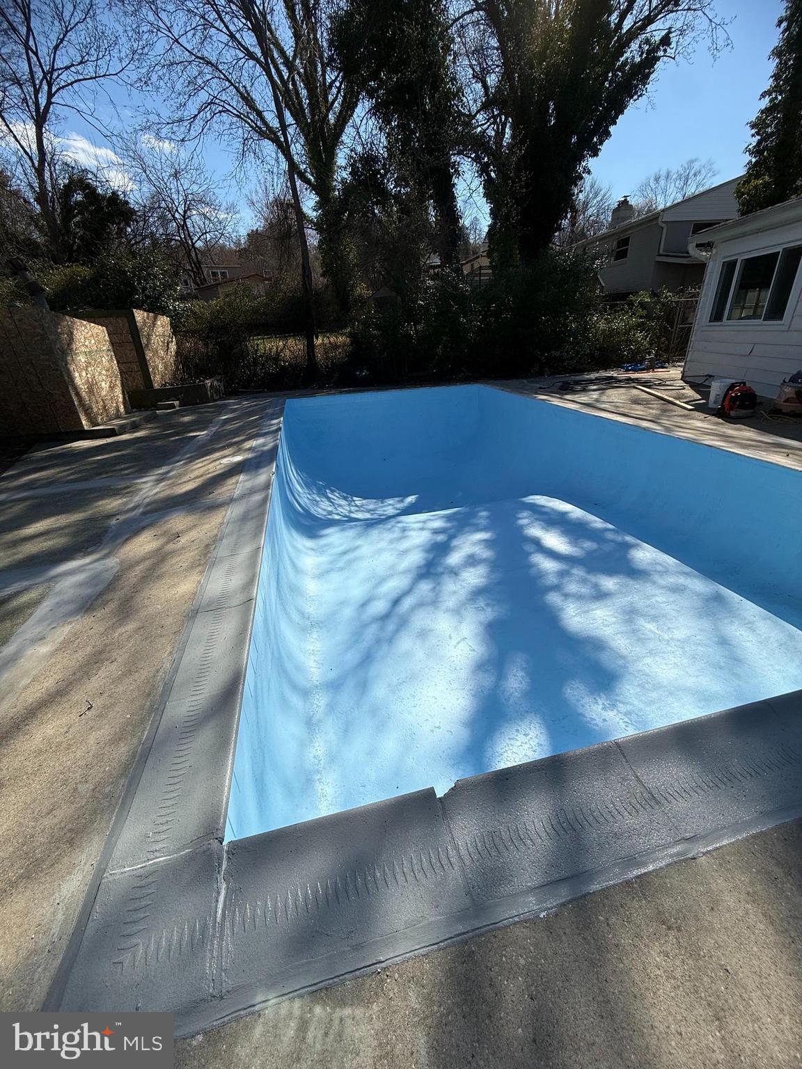 UNIVERSITY HILLS - Residential