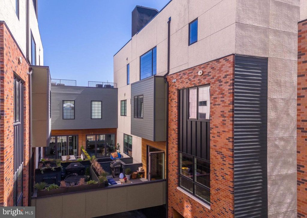 Photo of 1130 Shackamaxon Street #3, PHILADELPHIA, PA 19125 (MLS # PAPH2586510)