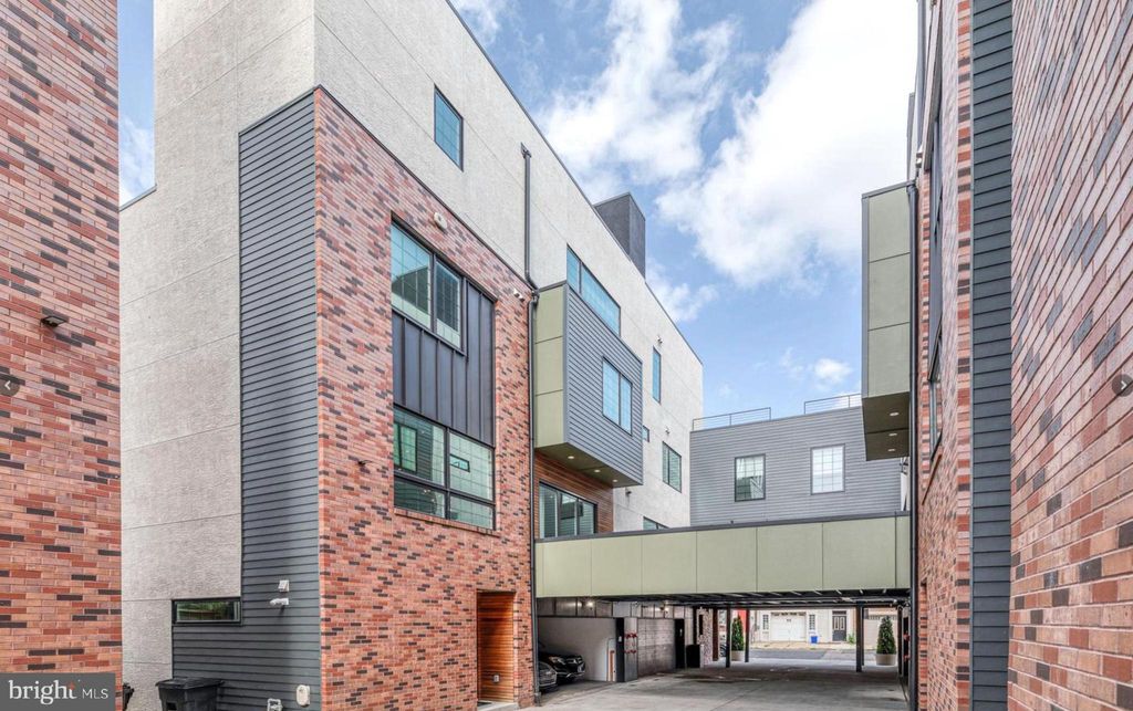 Photo of 1130 Shackamaxon Street #3, PHILADELPHIA, PA 19125 (MLS # PAPH2586510)