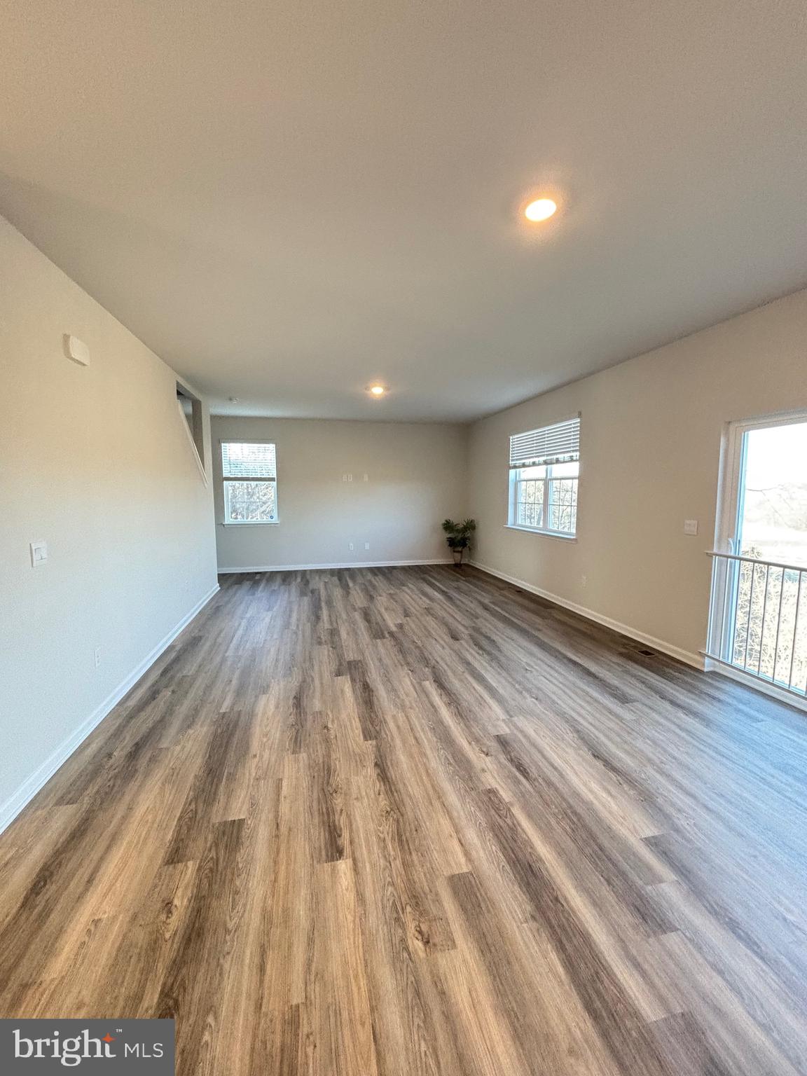 MAGNOLIA SPRINGS - Residential Lease