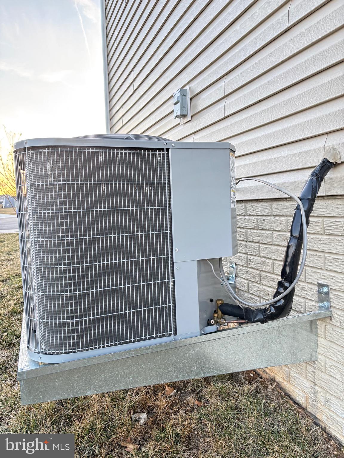 MAGNOLIA SPRINGS - Residential Lease