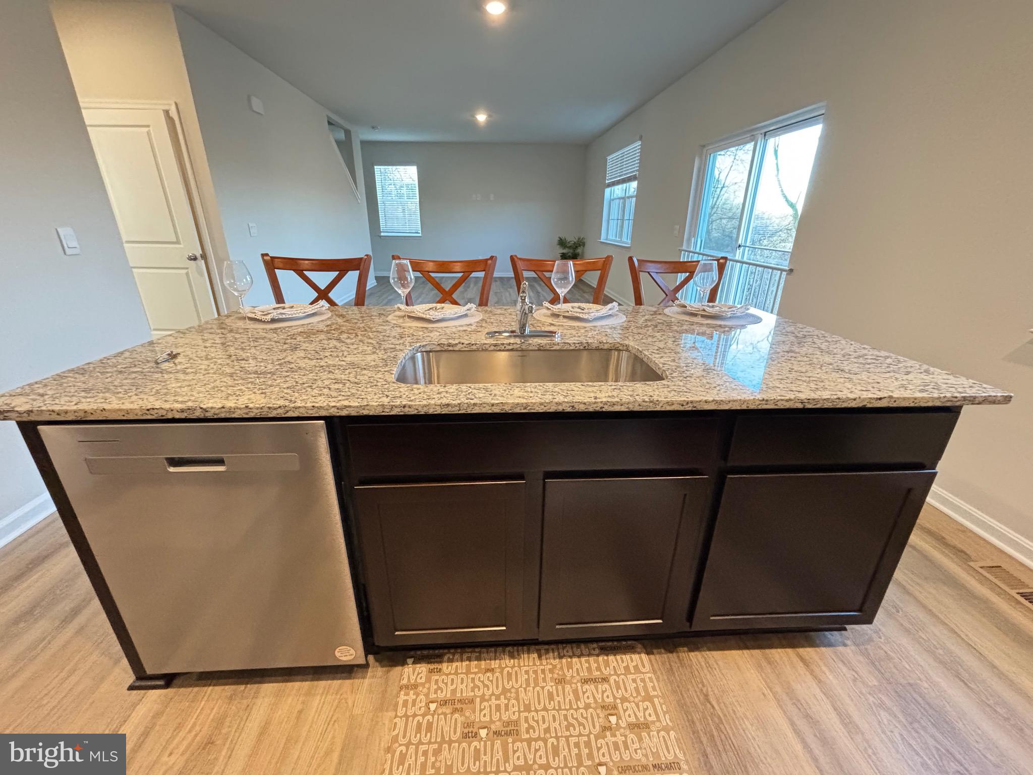 MAGNOLIA SPRINGS - Residential Lease