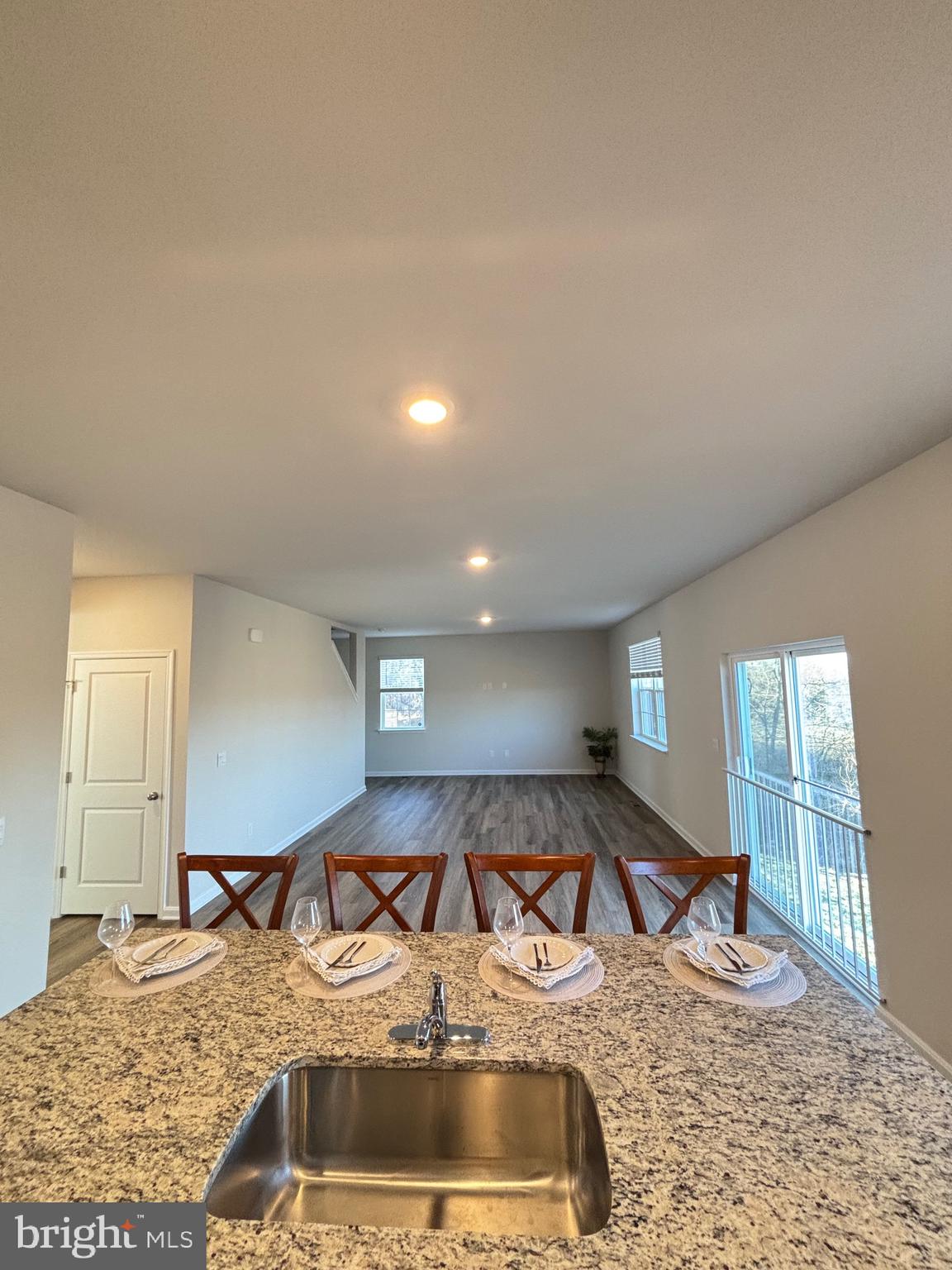 MAGNOLIA SPRINGS - Residential Lease