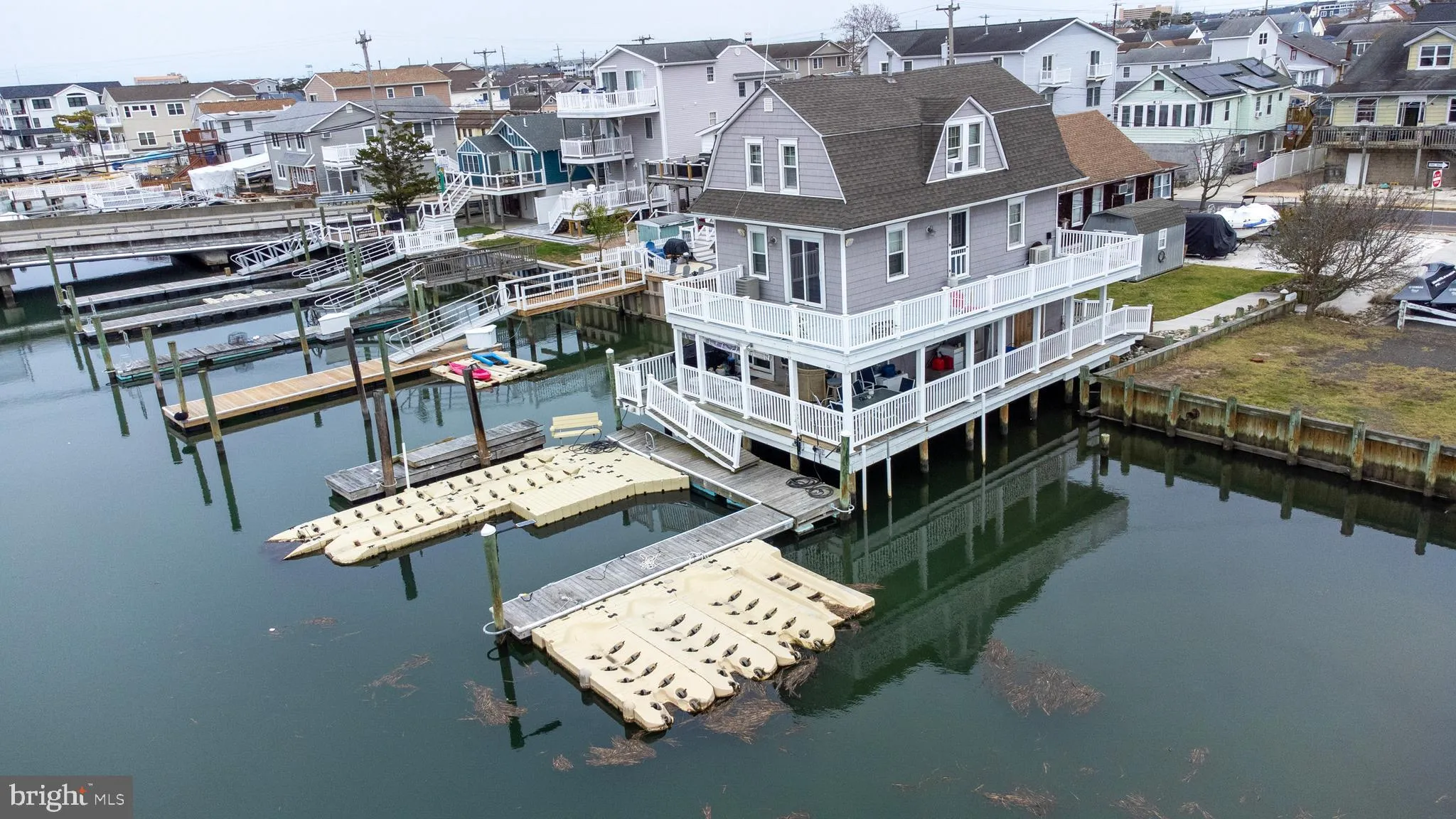 Wildwood, New Jersey 08260, United States, 4 Bedrooms Bedrooms, ,3 BathroomsBathrooms,Residential,Coming Soon,242349