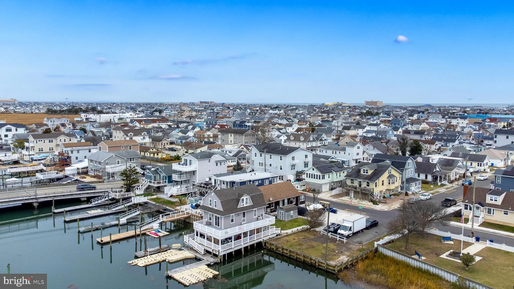 Wildwood, New Jersey 08260, United States, 4 Bedrooms Bedrooms, ,3 BathroomsBathrooms,Residential,Coming Soon,242349