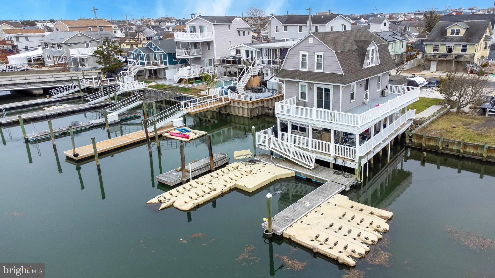 Wildwood, New Jersey 08260, United States, 4 Bedrooms Bedrooms, ,3 BathroomsBathrooms,Residential,Coming Soon,242349