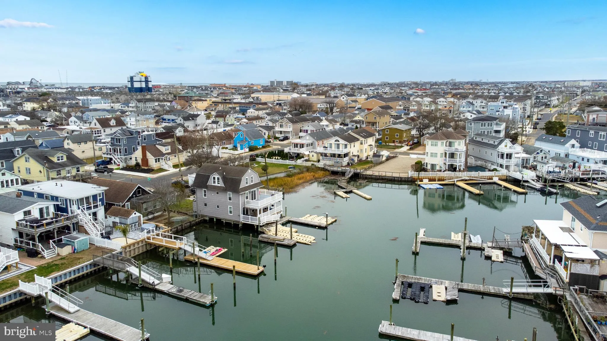 Wildwood, New Jersey 08260, United States, 4 Bedrooms Bedrooms, ,3 BathroomsBathrooms,Residential,Coming Soon,242349