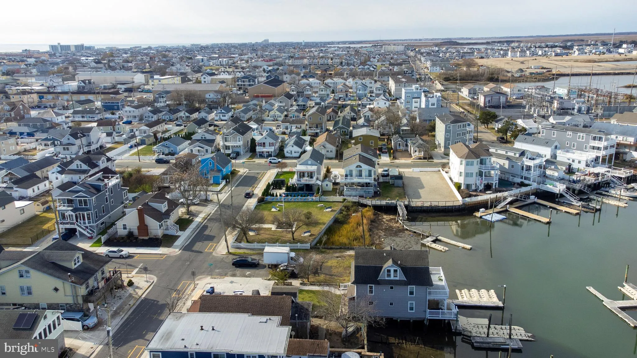 Wildwood, New Jersey 08260, United States, 4 Bedrooms Bedrooms, ,3 BathroomsBathrooms,Residential,Coming Soon,242349