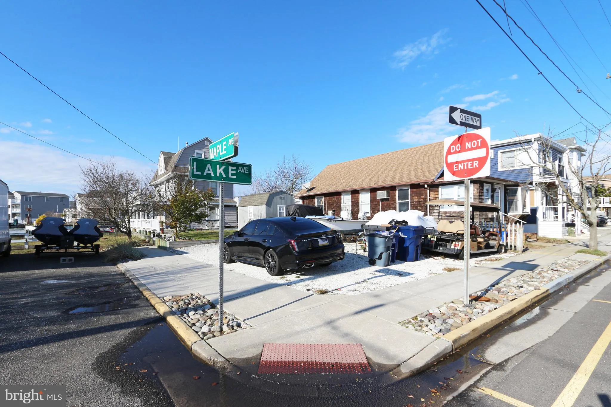 Wildwood, New Jersey 08260, United States, 4 Bedrooms Bedrooms, ,3 BathroomsBathrooms,Residential,Coming Soon,242349