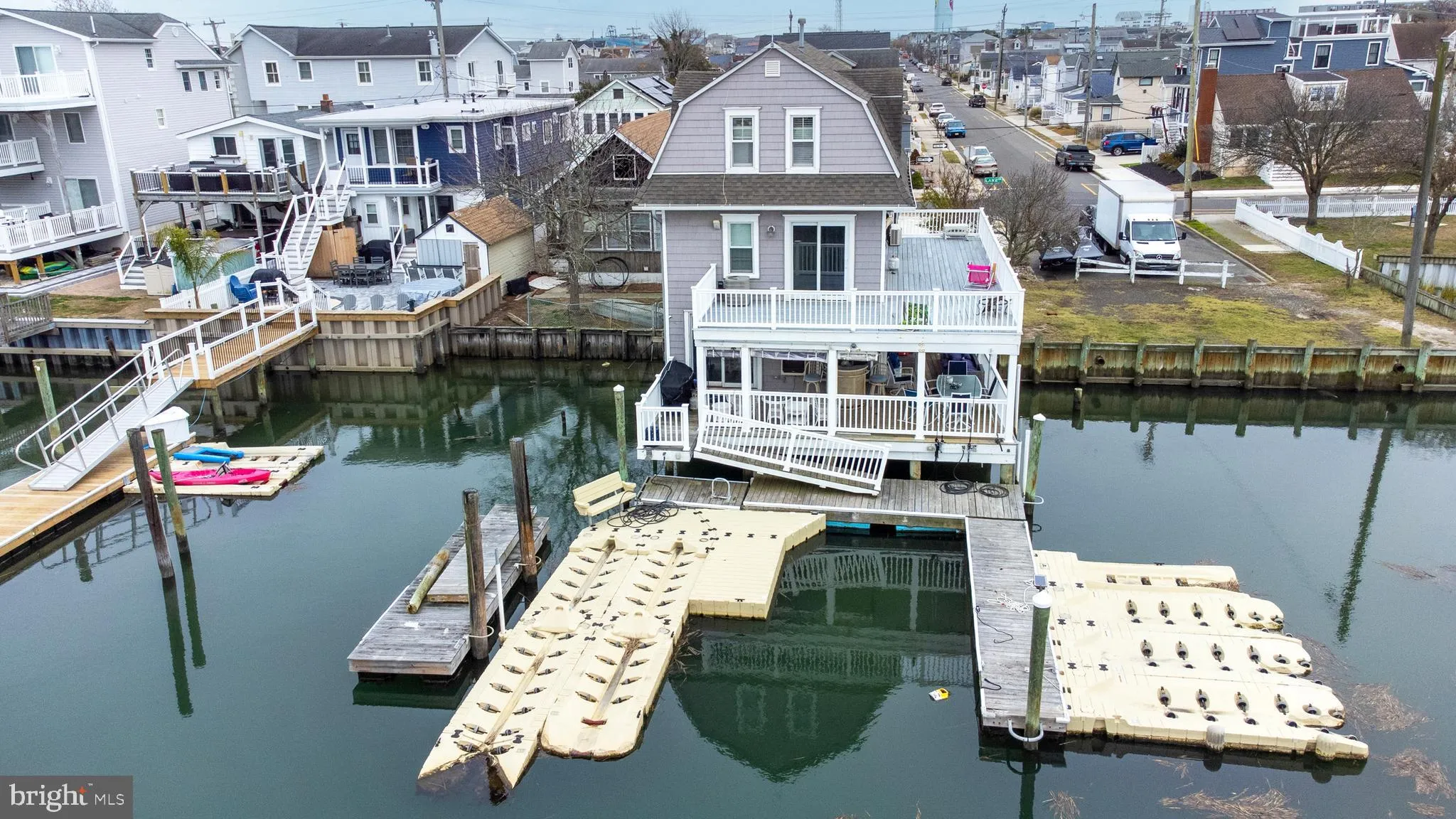 Wildwood, New Jersey 08260, United States, 4 Bedrooms Bedrooms, ,3 BathroomsBathrooms,Residential,Coming Soon,242349