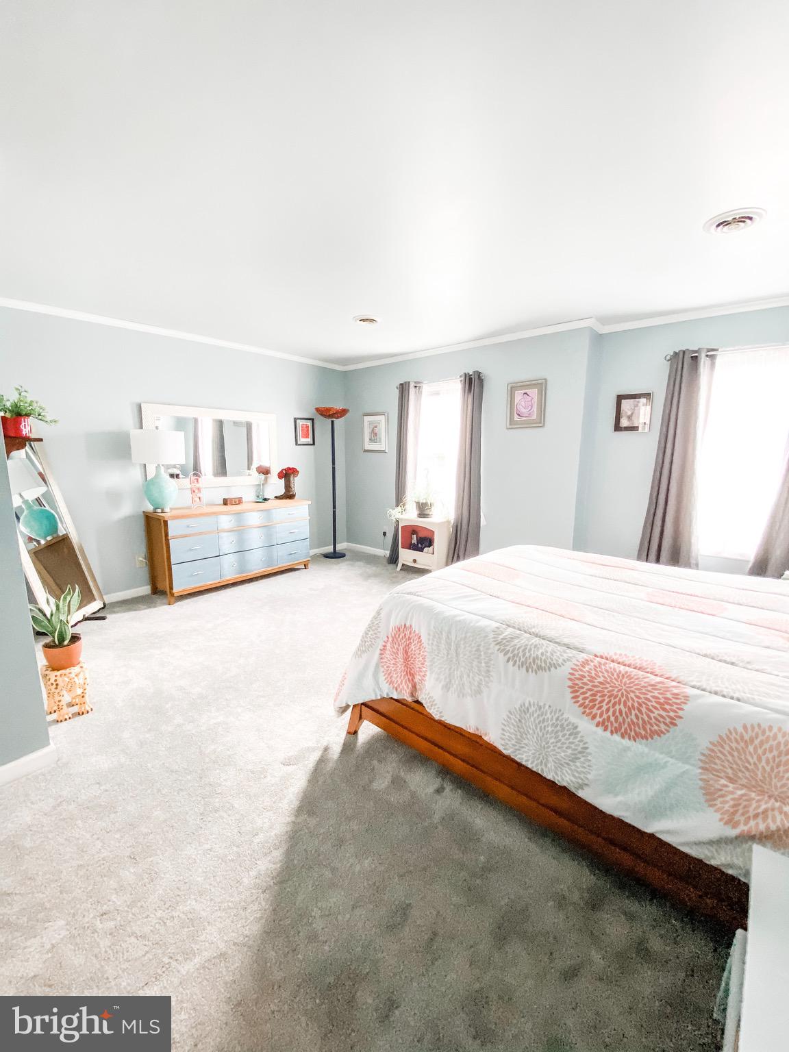 LEE'S HILL - Residential