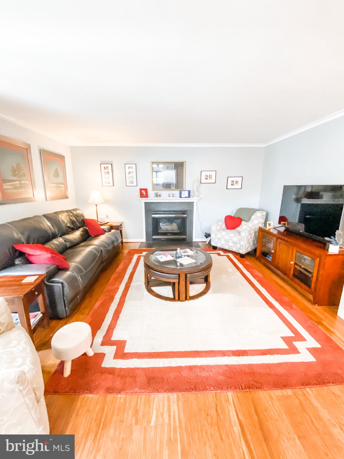 LEE'S HILL - Residential