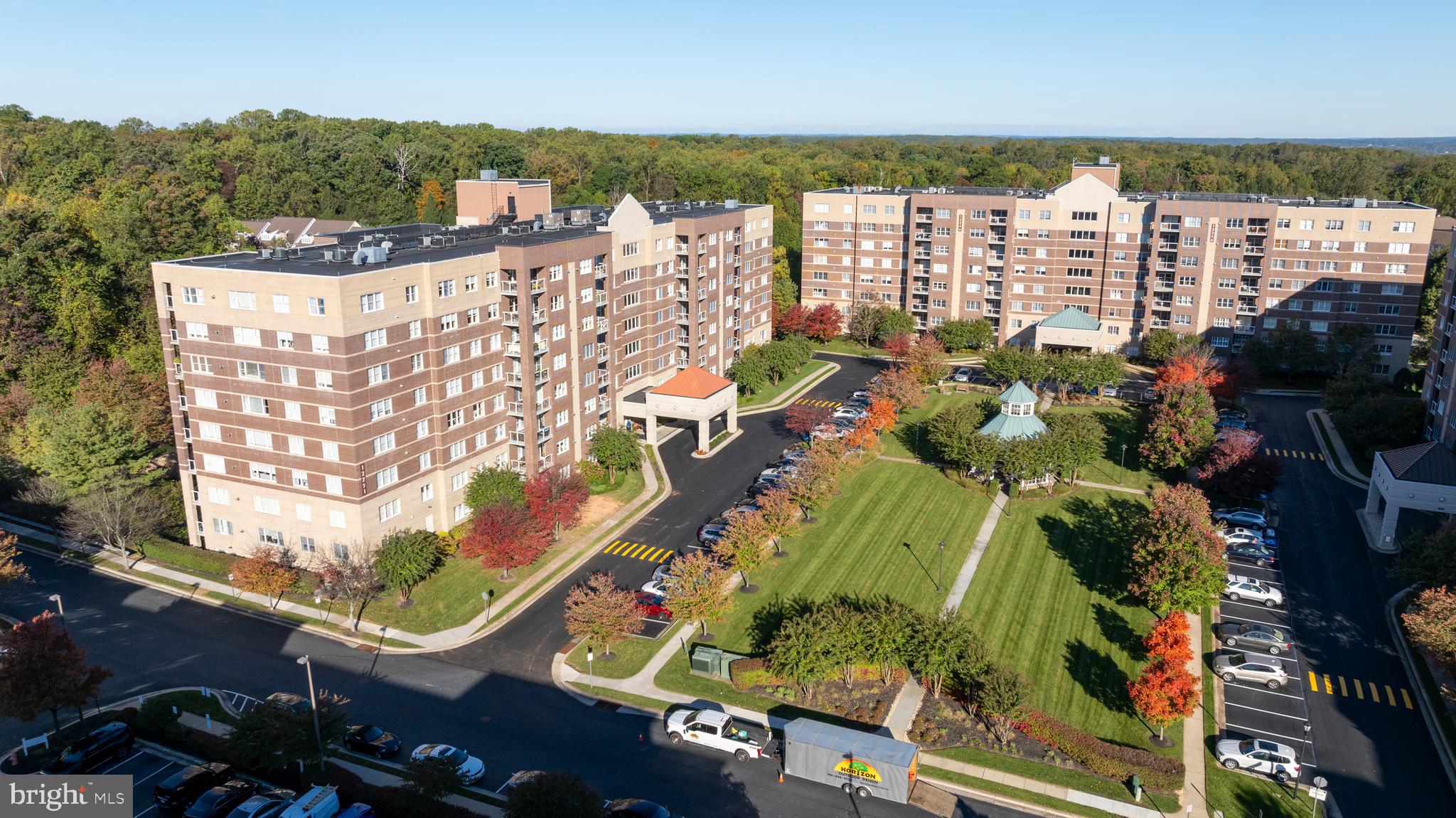 ROUNDWOOD RIDGE - Residential