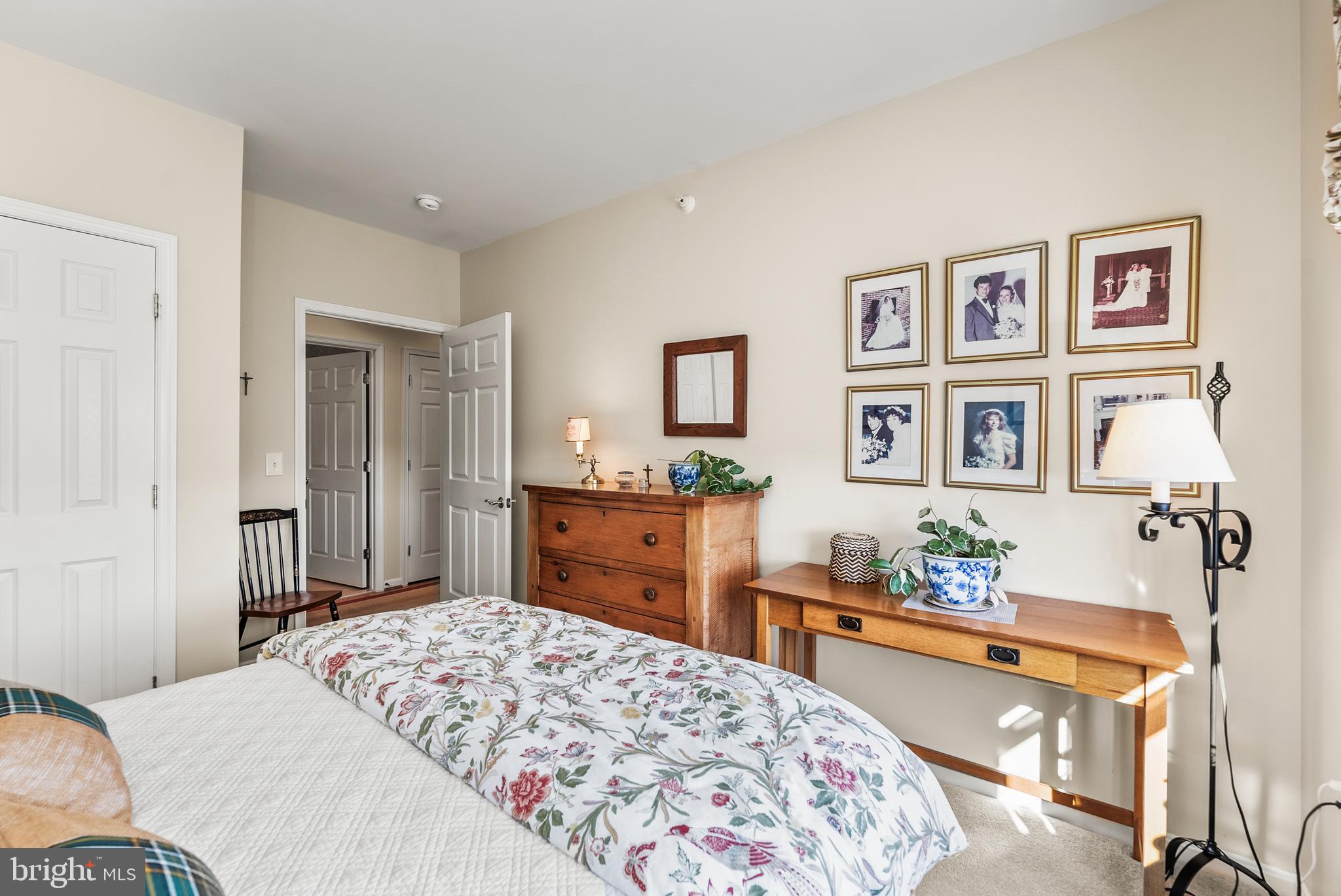 ROUNDWOOD RIDGE - Residential