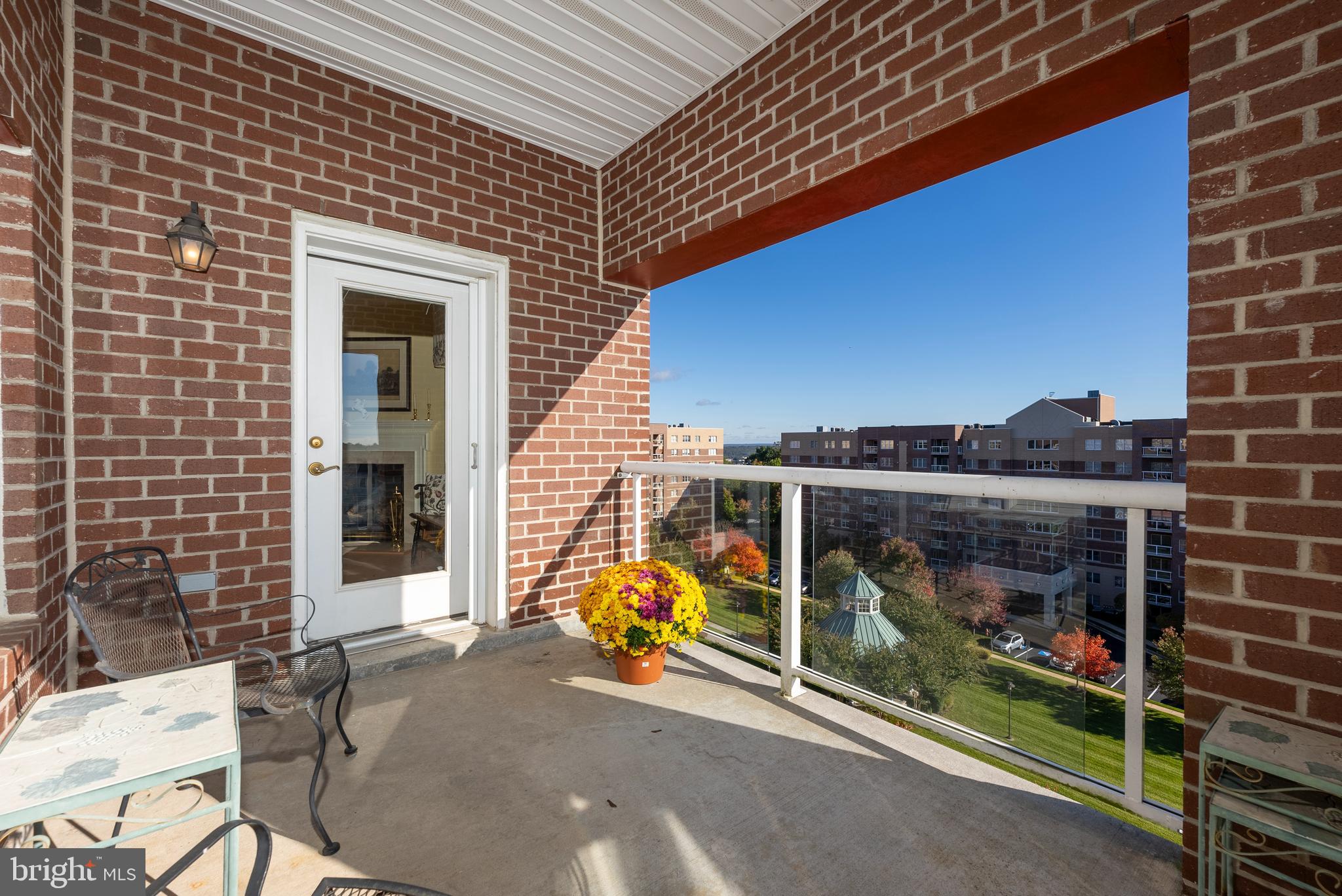 ROUNDWOOD RIDGE - Residential