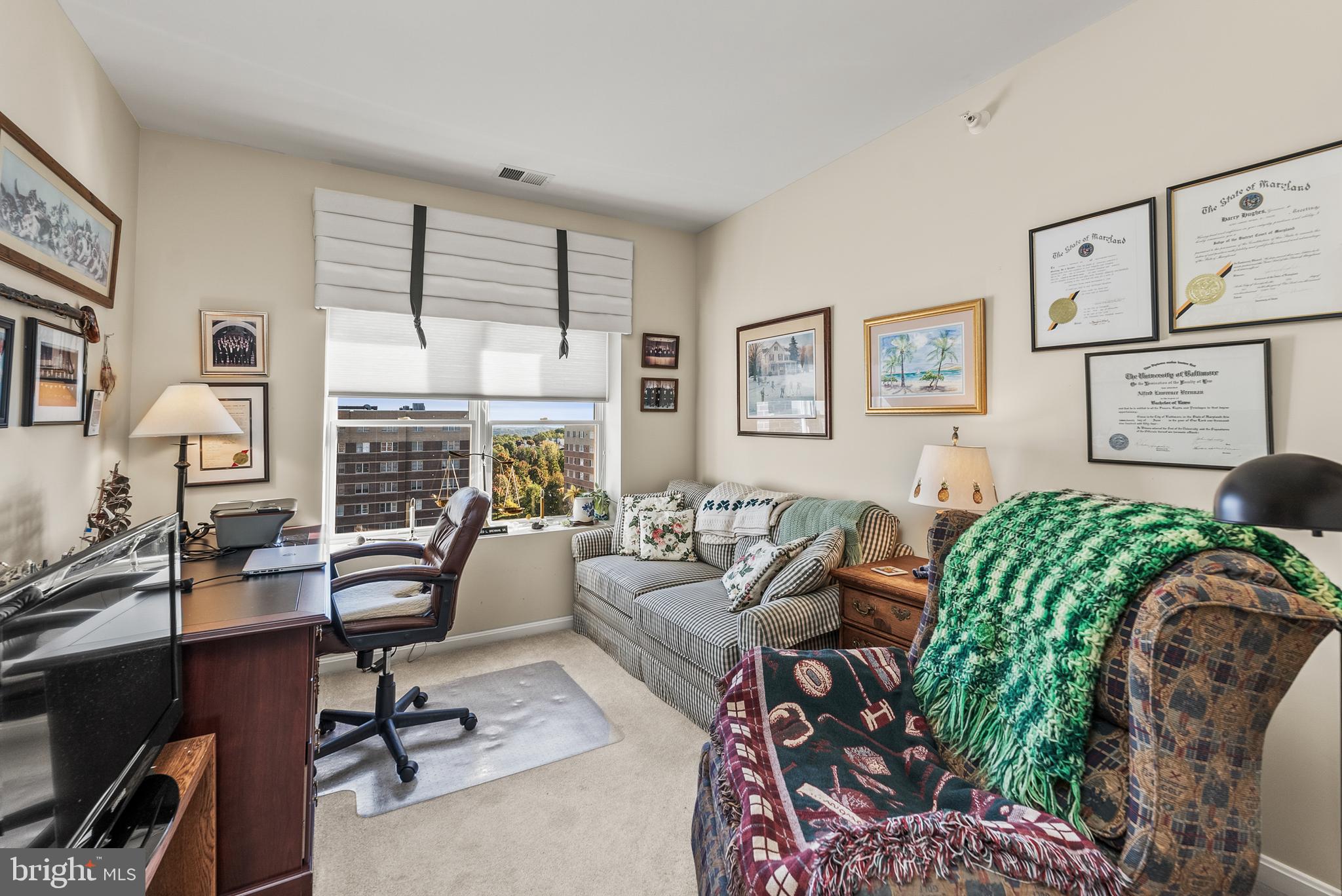 ROUNDWOOD RIDGE - Residential