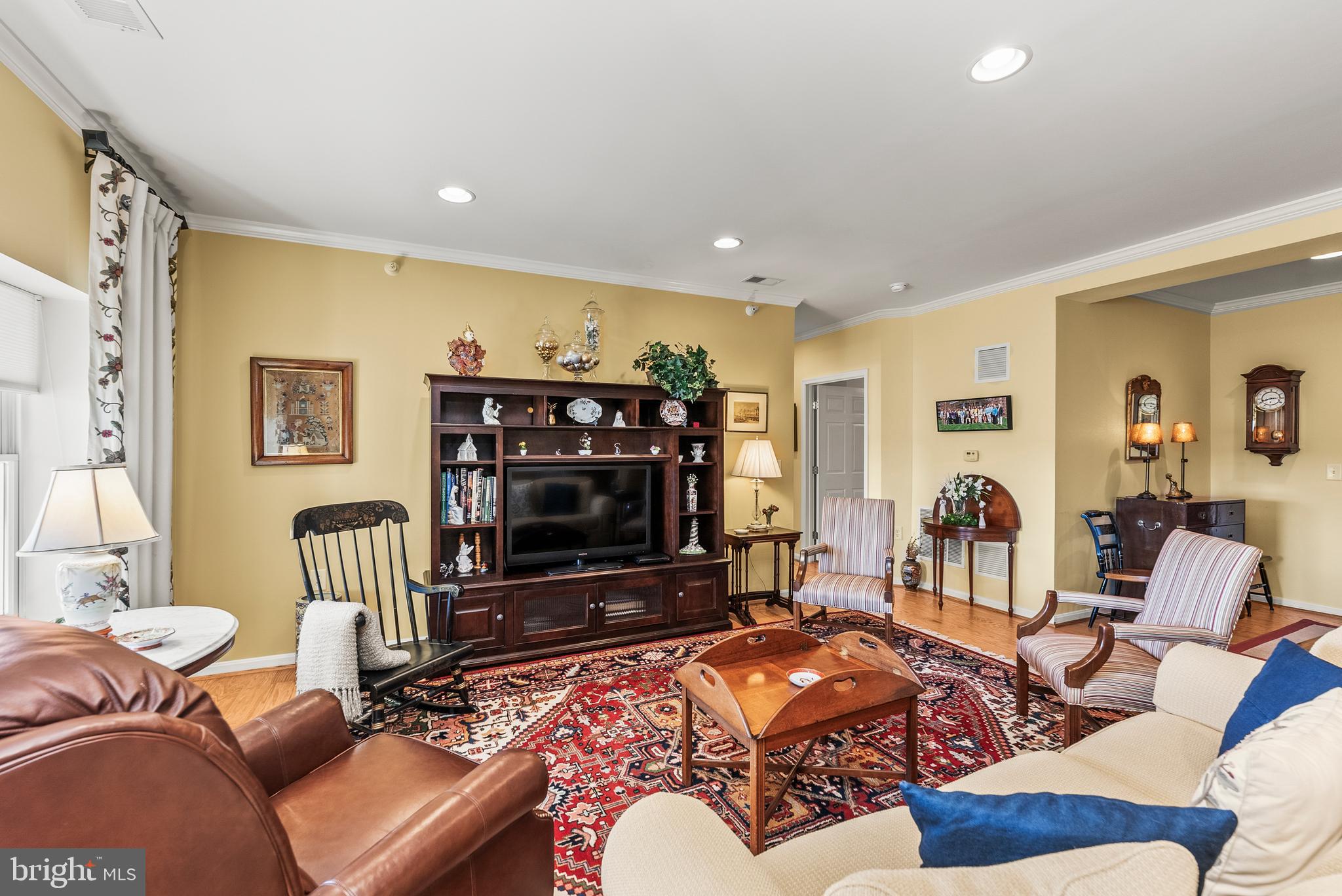 ROUNDWOOD RIDGE - Residential