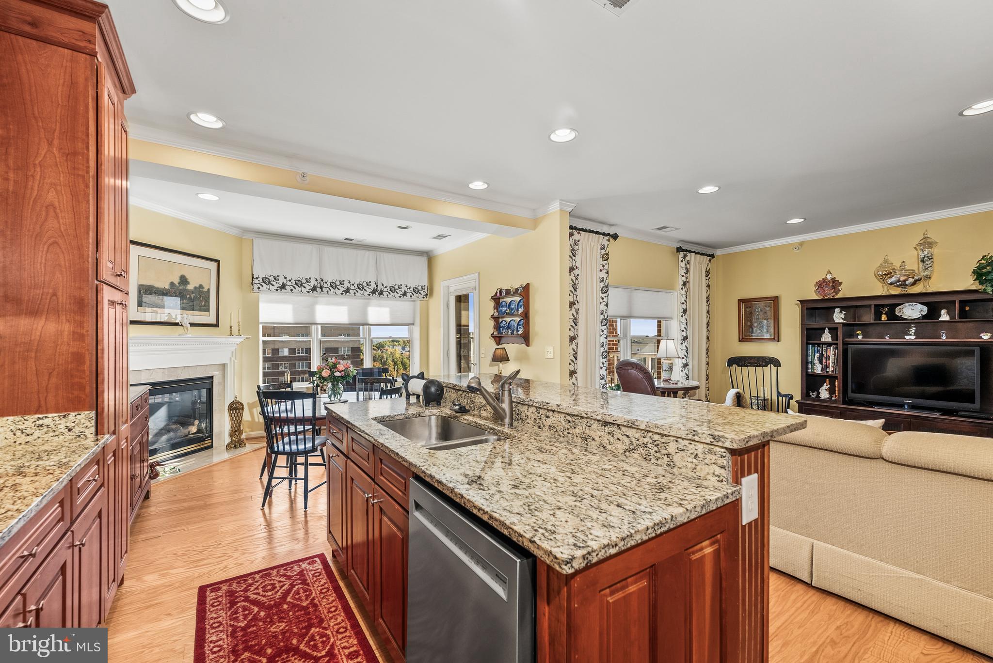 ROUNDWOOD RIDGE - Residential