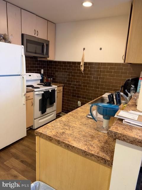 Tiny photo for 815 - -37 Arch Street #209, PHILADELPHIA, PA 19107 (MLS # PAPH2587026)