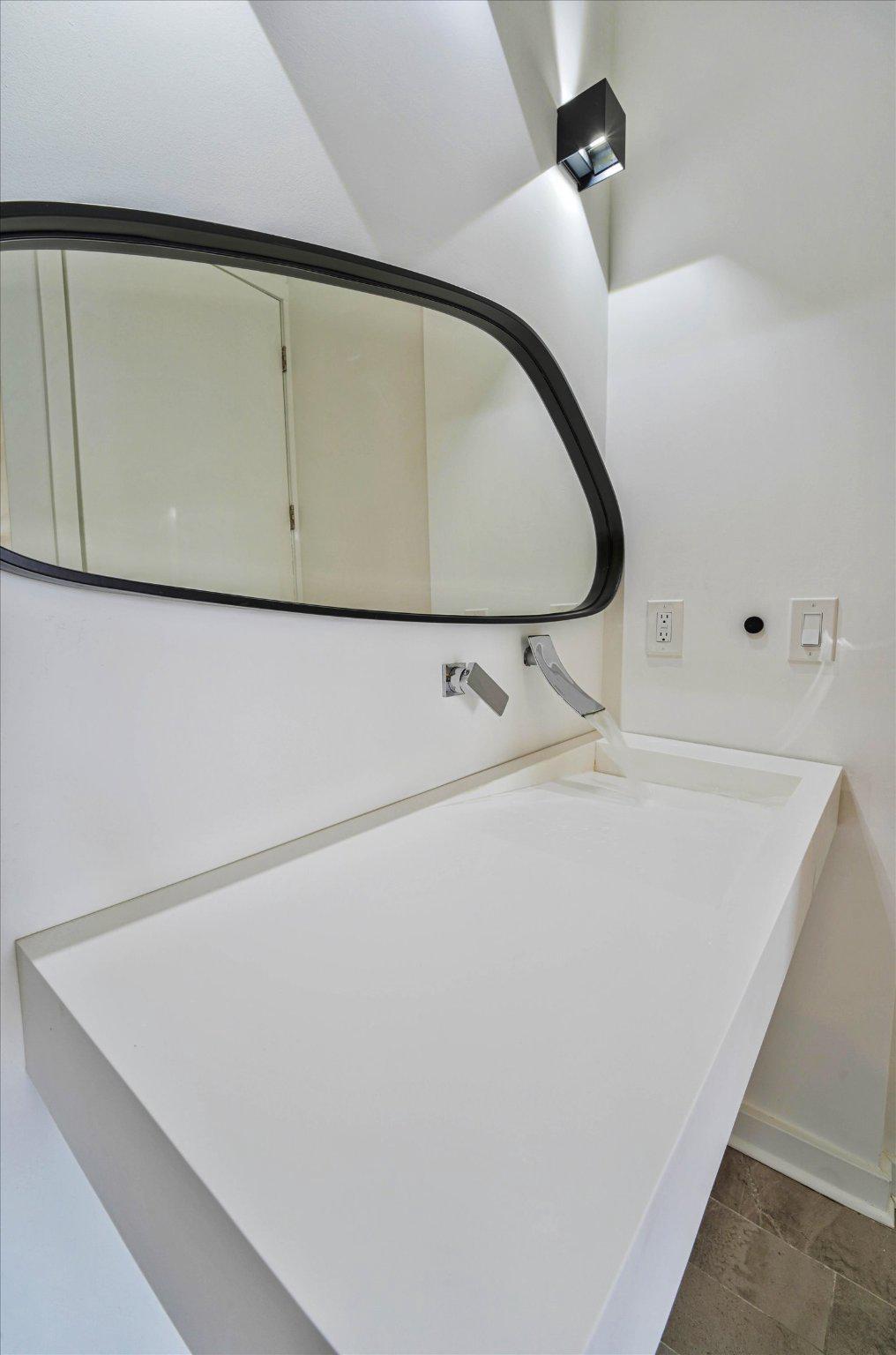 RIVER CLUB - Residential