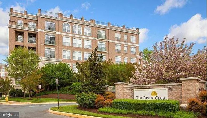 Welcome to Unit 303, where comfort meets charm in the heart of Woodbridge. This inviting 1,219 sq ft home offers an open layout with a spacious primary suite, a flexible den, and an additional half bedroom, perfect for guests or a home office. Enjoy an updated kitchen and baths, stainless steel appliances, this retreat like home makes every day feel a little more peaceful. 
Nestled near the scenic Occoquan River, River Club 1 offers a warm, connected community with parks, walking trails, pool, and easy access to shopping, dining, and major commuter routes to D.C. It’s the perfect blend of relaxed living and everyday convenience.