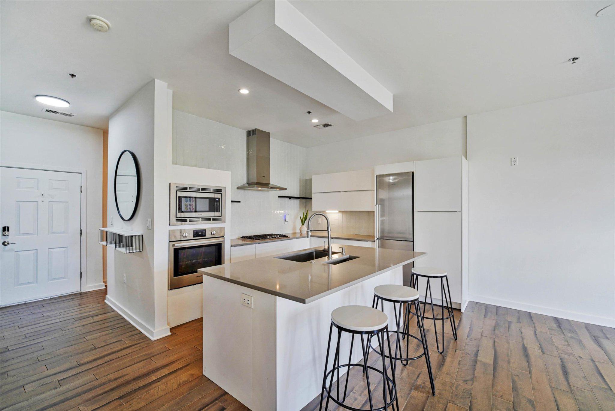 RIVER CLUB - Residential