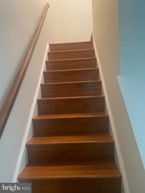 LONGMEAD - Residential