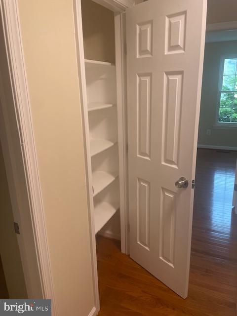 LONGMEAD - Residential