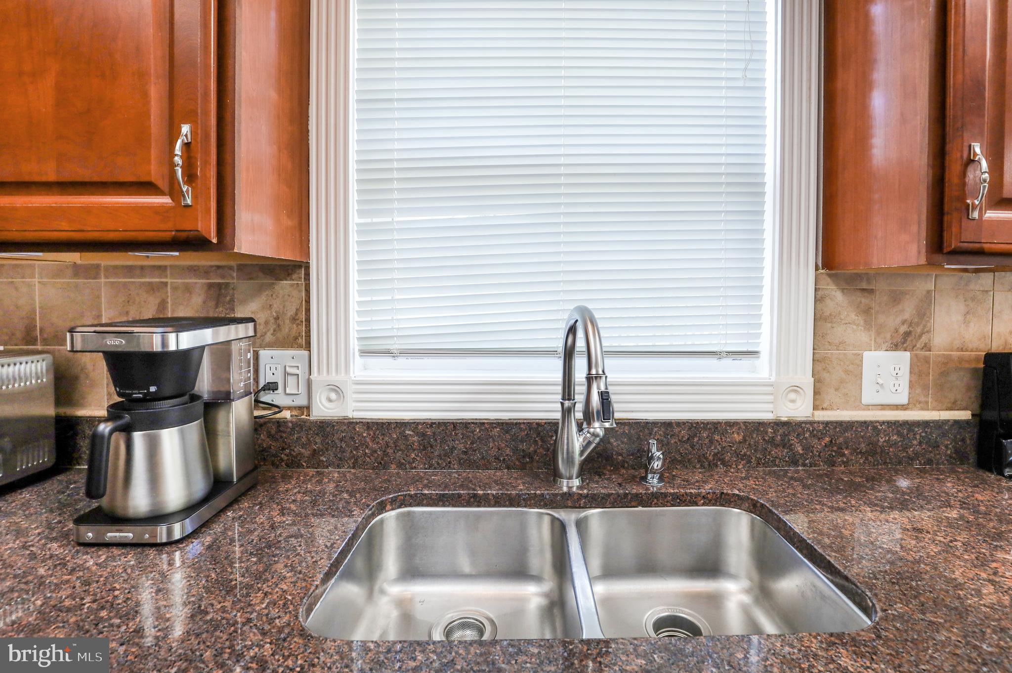 NORTH SPRINGFIELD - Residential