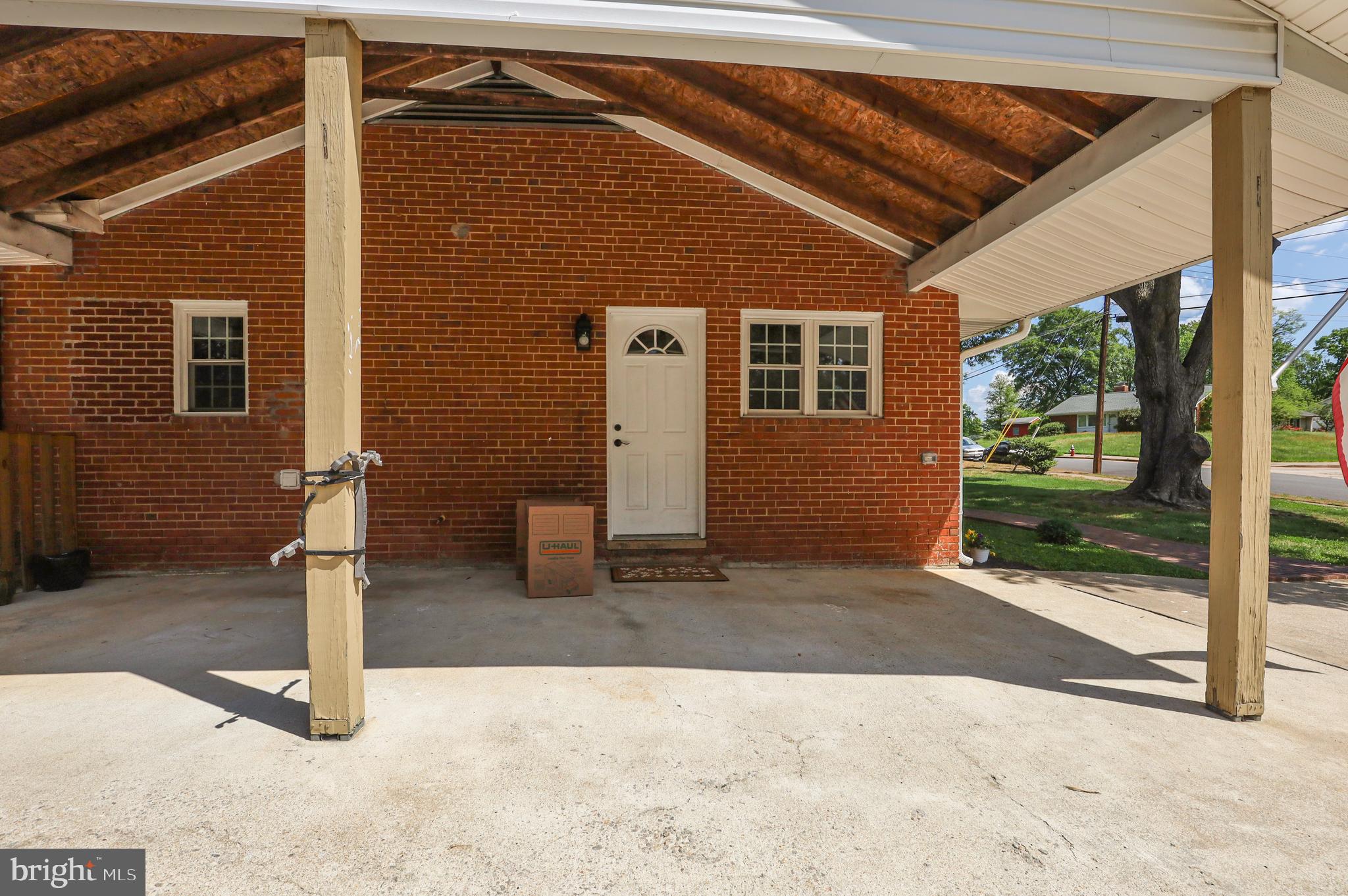 NORTH SPRINGFIELD - Residential