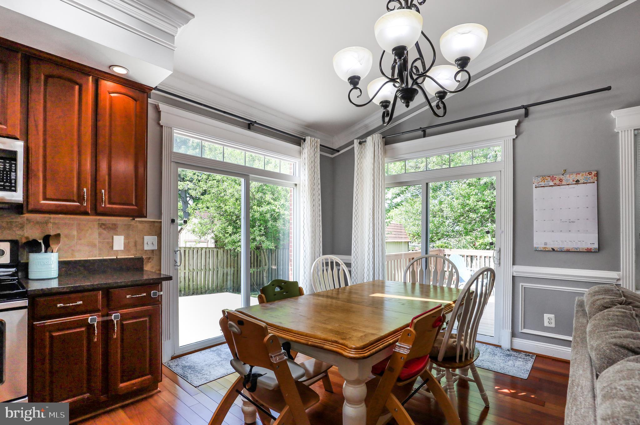 NORTH SPRINGFIELD - Residential